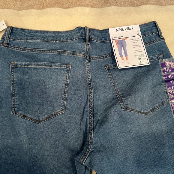Nine West Women's Stretch Denim Relaxed Leg Chrystie Capri Pants - New - Size 16 - Picture 3 of 4